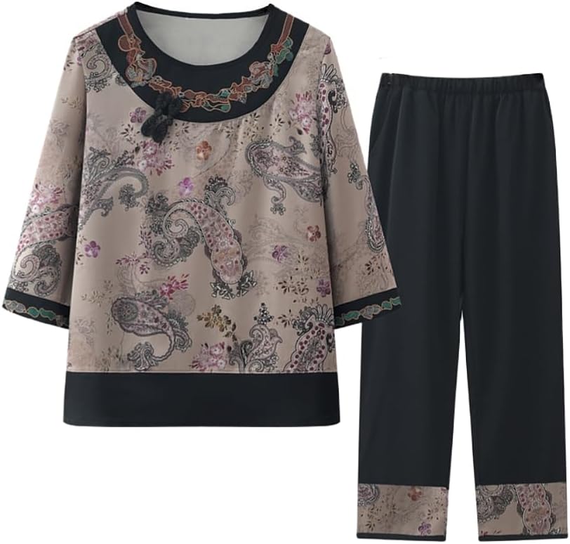 Vintage-print set for older women